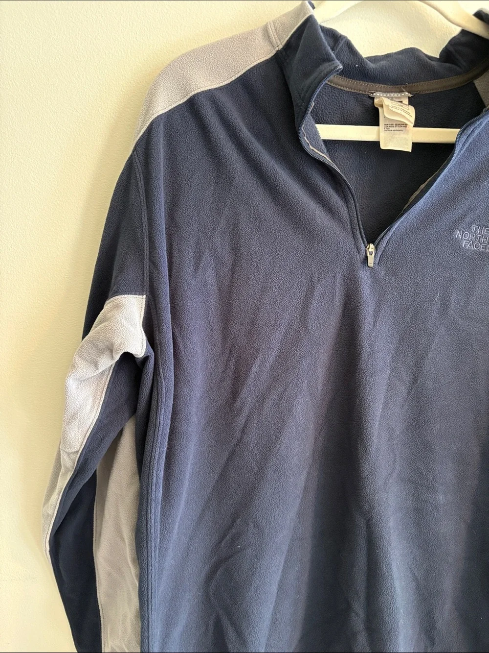 The North Face Men’s Navy and Gray Half-Zip Fleece Pullover